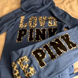 Old School VS PINK sweatsuit in size S & M